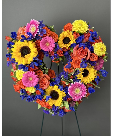 Vibrant - Heart Wreath